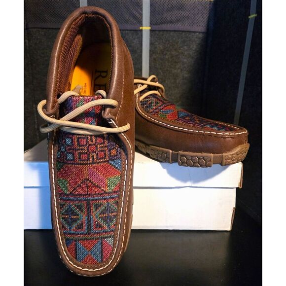 NIB - Reywelt Wallaby Hand Tooled Leather Shoes - Size 9 main image 4